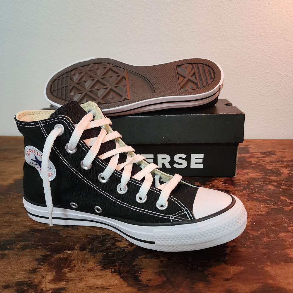 Converse Chuck Taylor SZ 5.5/7.5 Black High-Top Sneakers